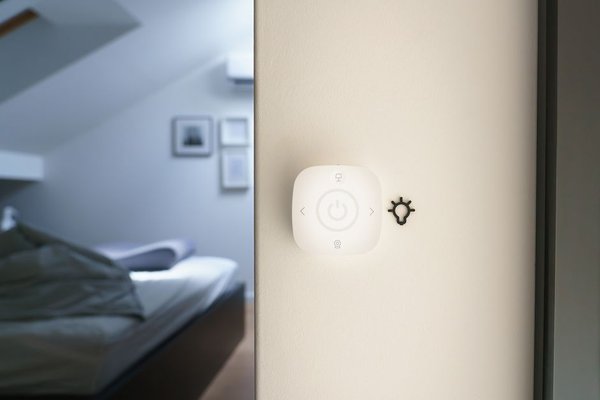 smart home hub vs no hub